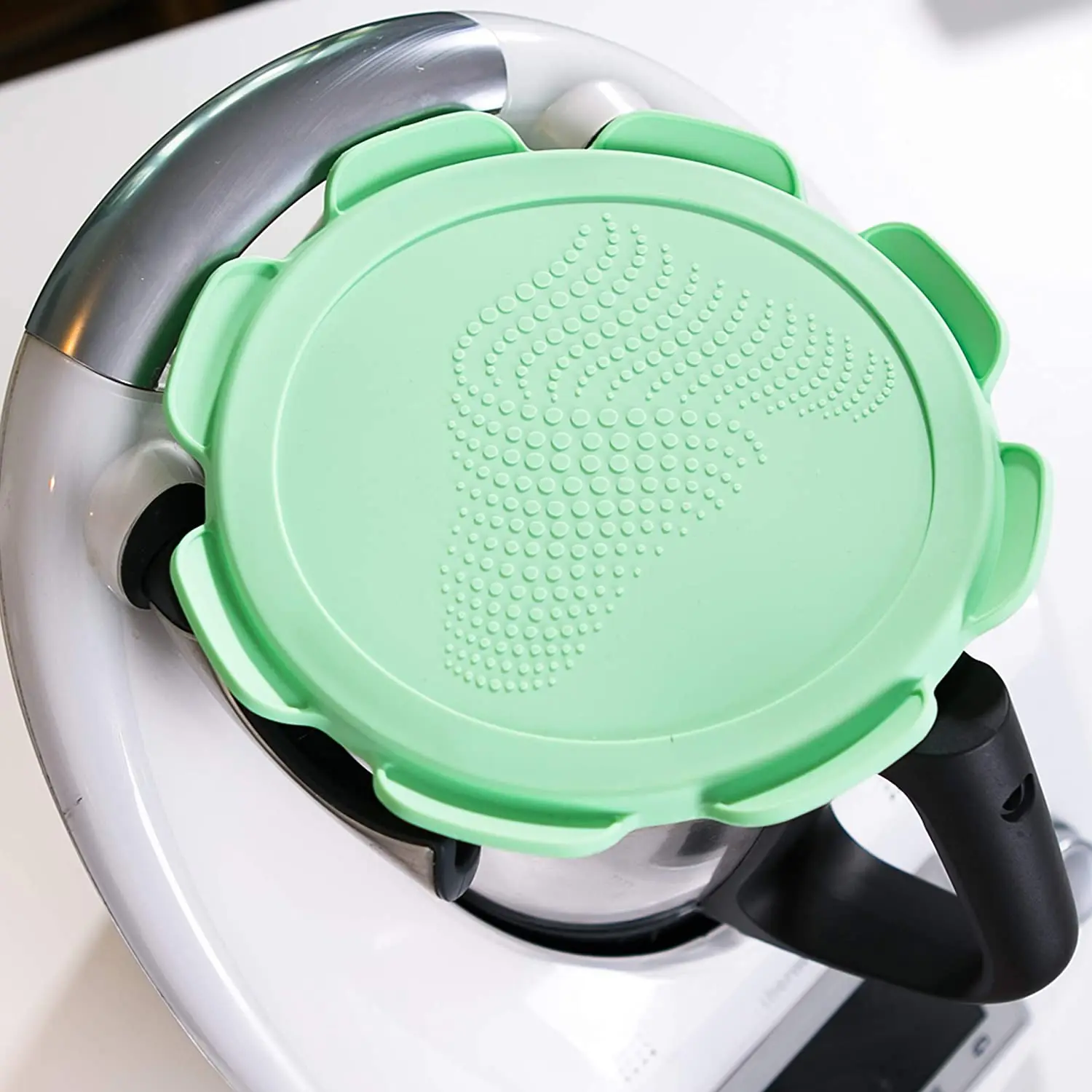 Silikondeckel wasser-, luft- und geruchsdicht Thermomix TM5 TM6 Friend, BPA frei, Black,white,pink,or customized pantone colors
Silikondeckel wasser-, luft- und geruchsdicht Thermomix TM5 TM6 Friend, BPA frei, Black,white,pink,or customized pantone colors