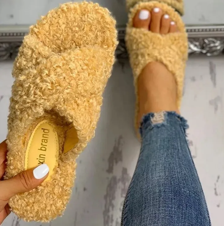 Outdoor Slipper New Winter Velvet Rabbit women's Further slippers Flats casual Shoes Girls Fashionable Mueller Shoes For Women, Black, yellow, green, khaki,beige
Outdoor Slipper New Winter Velvet Rabbit women's Further slippers Flats casual Shoes Girls Fashionable Mueller Shoes For Women, Black, yellow, green, khaki,beige