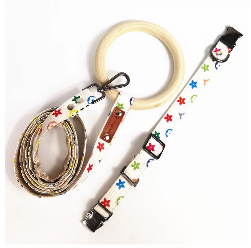 Round Becket Pet Collar Metal Buckle Dog Neck Collar White Sunflower Printed Pet Pulling Rope
Round Becket Pet Collar Metal Buckle Dog Neck Collar White Sunflower Printed Pet Pulling Rope