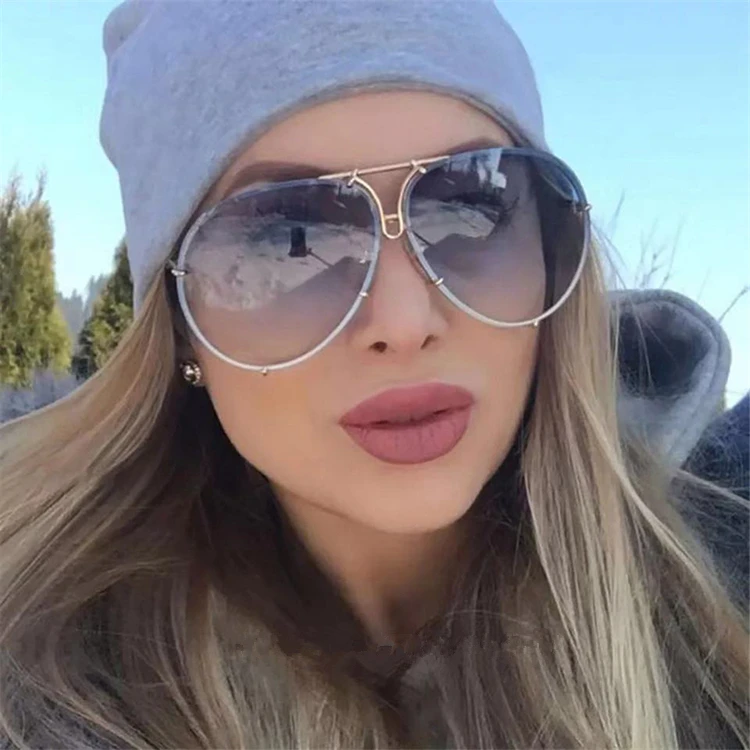 Vintage Metal Frame Sunglass Mirror Designer Luxury Shades Glasses Women 2021 Fashionable Sunglasses for Female, Custom colors
Vintage Metal Frame Sunglass Mirror Designer Luxury Shades Glasses Women 2021 Fashionable Sunglasses for Female, Custom colors