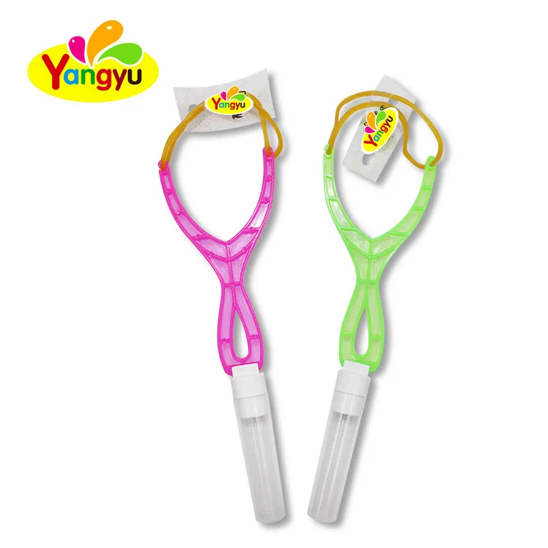 Cheap Plastic Mini Slingshot Toy Candy with Tattoo