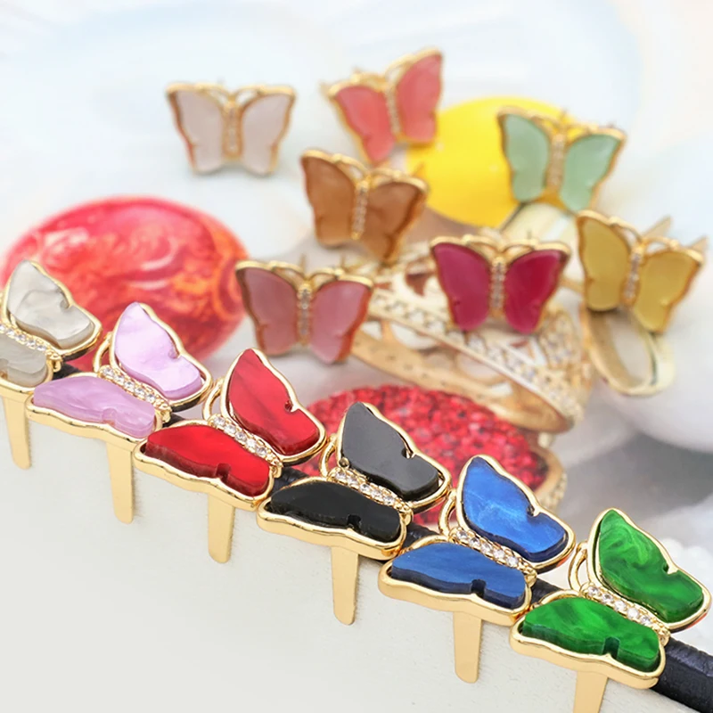 High quality 2021 new trendy women crystal jewelry hat bag shoes belt corlorful DIY charms 18K gold plated charms
High quality 2021 new trendy women crystal jewelry hat bag shoes belt corlorful DIY charms 18K gold plated charms