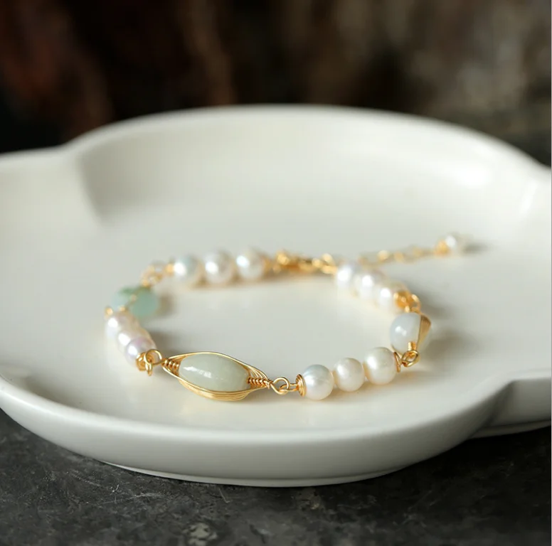 2021 High Quality Retro Vintage 14k Gold Jadeite Bracelet Natural Freshwater Real Pearl Bracelet For Women
2021 High Quality Retro Vintage 14k Gold Jadeite Bracelet Natural Freshwater Real Pearl Bracelet For Women