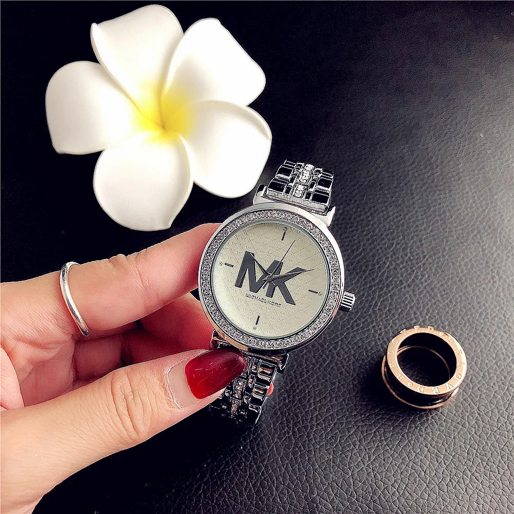 quick customization men classic watch luxury casual watches designer wristwatch brand china manufacturer
quick customization men classic watch luxury casual watches designer wristwatch brand china manufacturer