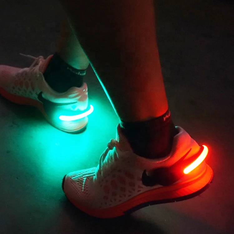 Water Resistant Reflective Safety Night Running Gear LED Shoe Clip Lights for Runners
Water Resistant Reflective Safety Night Running Gear LED Shoe Clip Lights for Runners