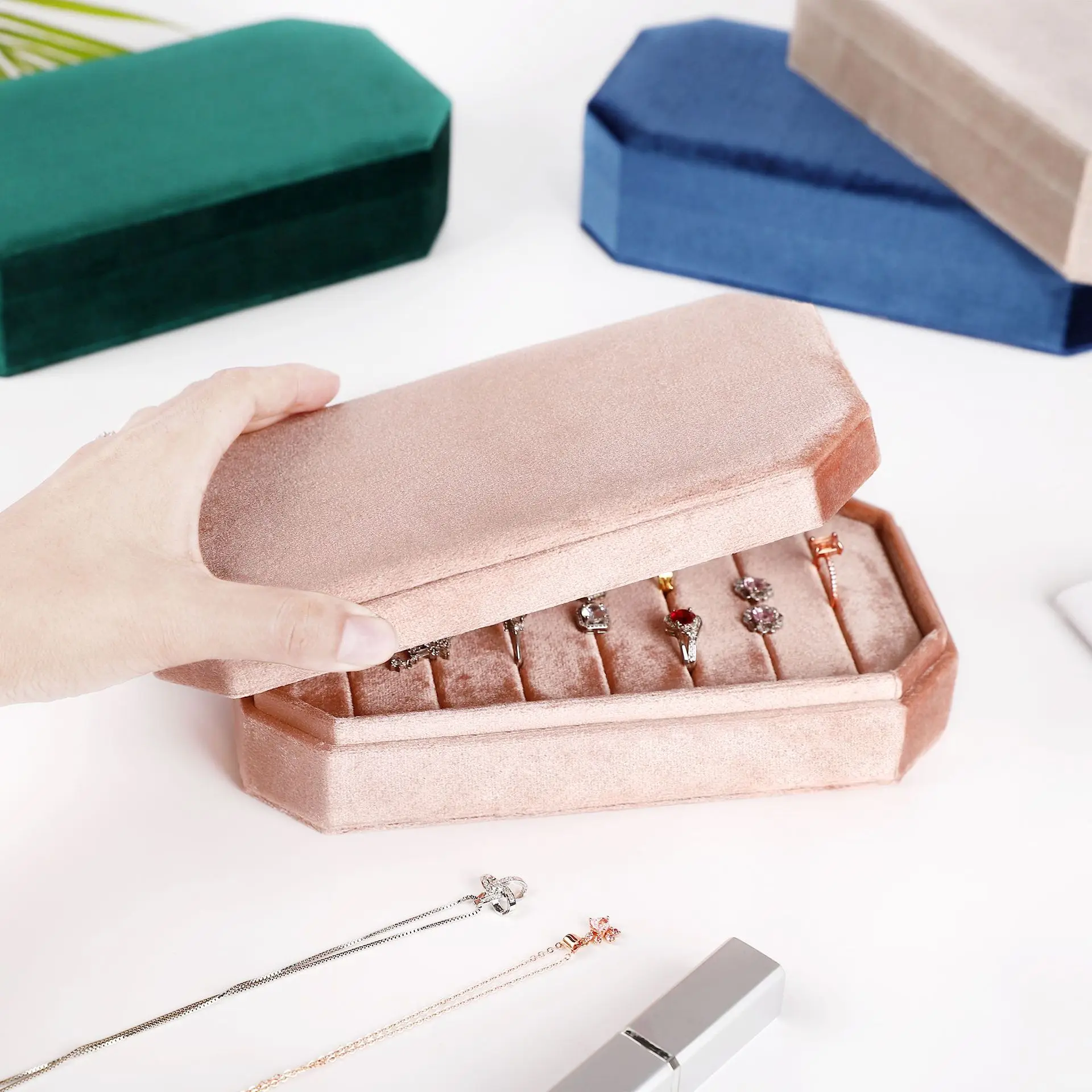 pink PU leather jewelry organizer case desk storage with jewelry box and drawer
pink PU leather jewelry organizer case desk storage with jewelry box and drawer