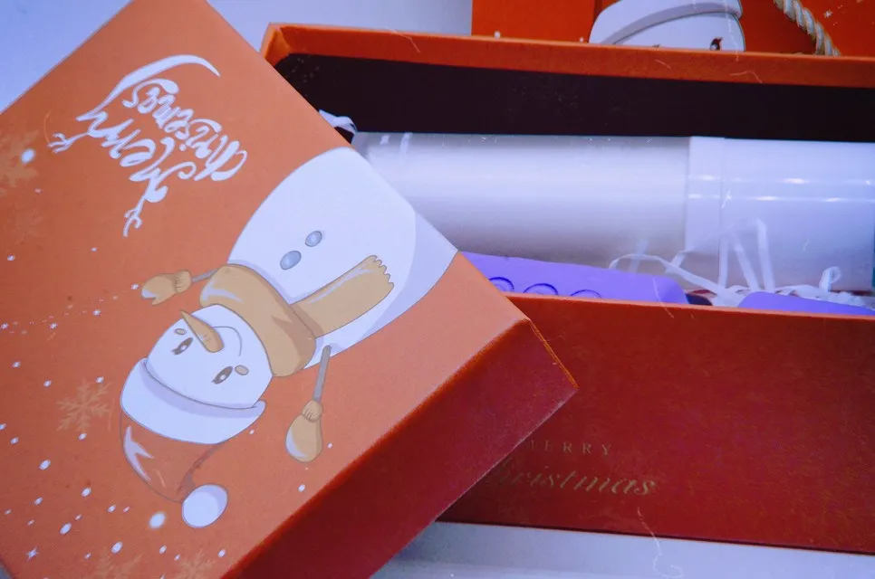 wholesale merry christmas promotional gift boxes