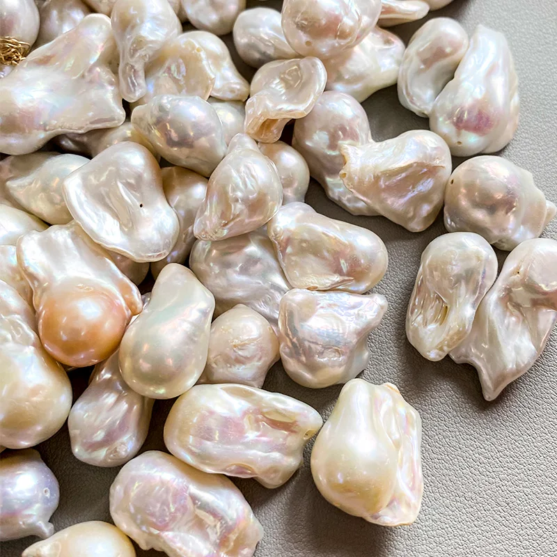 AAA Quality Huge 22-28mm long 17-20mm wide Unique Fire Flameball Baroque Natural white cultured genuine pearl for LUXUARY jewels, 2 colors to choose
AAA Quality Huge 22-28mm long 17-20mm wide Unique Fire Flameball Baroque Natural white cultured genuine pearl for LUXUARY jewels, 2 colors to choose