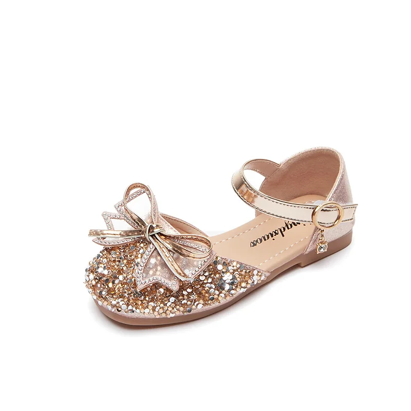 Girls sandals 2022 new summer middle and big children soft bottom baby princess shoes children's crystal performance shoes, Gold/silver
Girls sandals 2022 new summer middle and big children soft bottom baby princess shoes children's crystal performance shoes, Gold/silver
