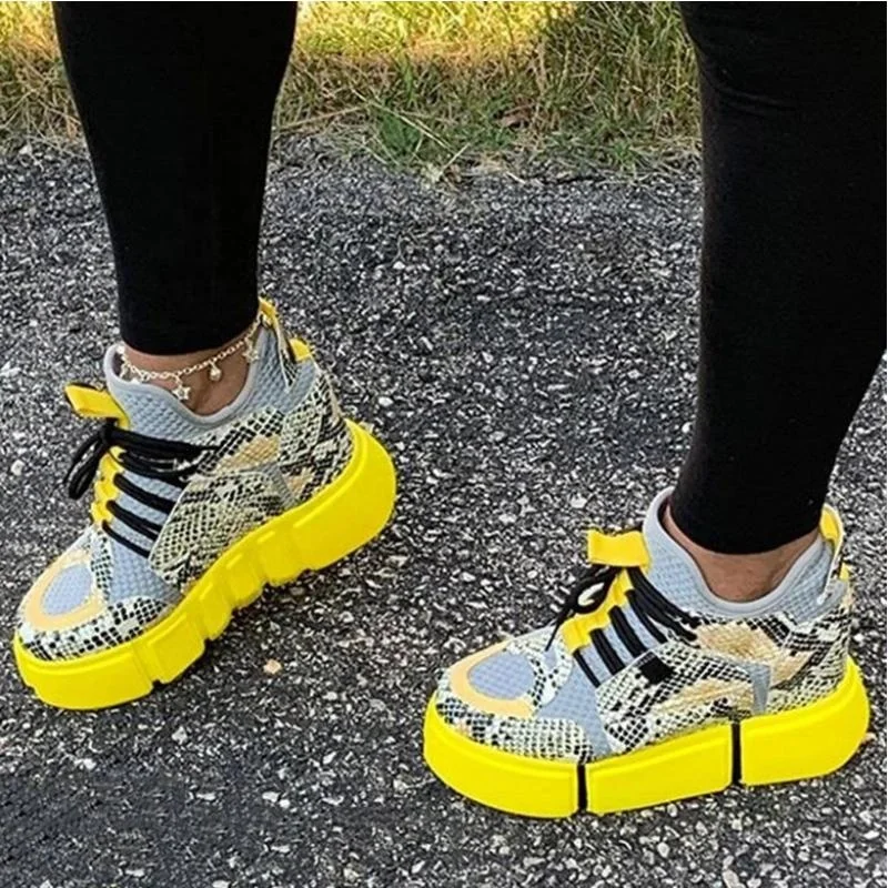 Snakeskin Print Round Toe Platform Lace-Up Mid-Cut Women's Sneakers Thick Sole Flat Yellow Sports Shoes
Snakeskin Print Round Toe Platform Lace-Up Mid-Cut Women's Sneakers Thick Sole Flat Yellow Sports Shoes