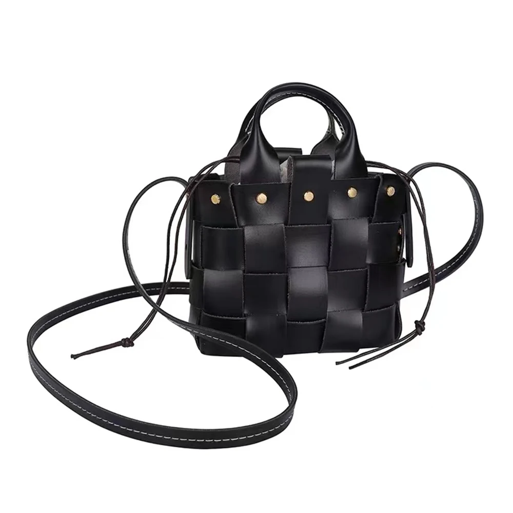 New Style Of DIY Pure Hand Woven Fashion Hand-sewn Web Celebrity Cross-body Handmade Bags
New Style Of DIY Pure Hand Woven Fashion Hand-sewn Web Celebrity Cross-body Handmade Bags