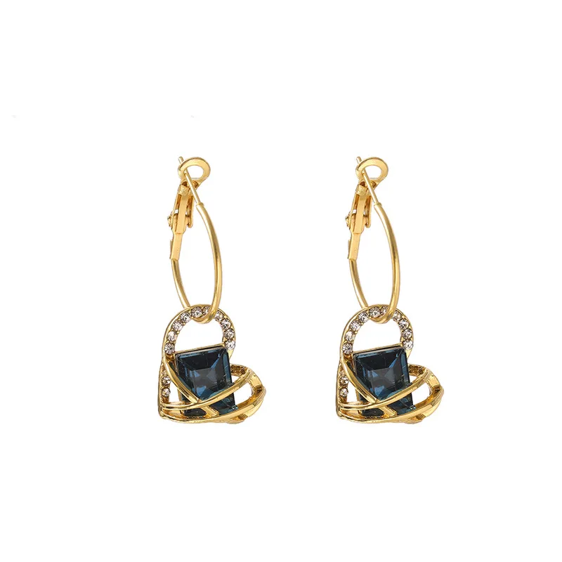 Blue love temperament sense diamond inlay new earrings 
Blue love temperament sense diamond inlay new earrings