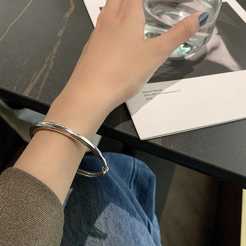 Ins Retro English Letter Simple Graceful 925 Sterling Silver Bracelets & bangles women
Ins Retro English Letter Simple Graceful 925 Sterling Silver Bracelets & bangles women