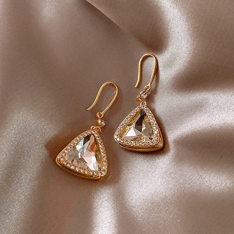 Baroque Women Party Jewelry Big Rhinestone Drop Earrings S925 Post Shining Crystal Diamond Geometric Triangle Hook Earrings
Baroque Women Party Jewelry Big Rhinestone Drop Earrings S925 Post Shining Crystal Diamond Geometric Triangle Hook Earrings