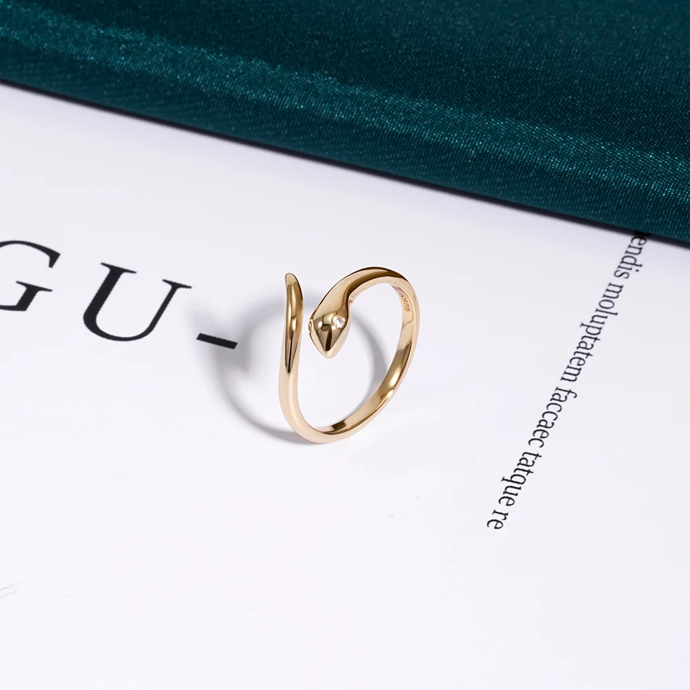Original Design Women Jewelry 925 Sterling Silver 18k Gold Plated Cool Animal Snake Rings From BAOYUAN Silver Jewelry Factory
Original Design Women Jewelry 925 Sterling Silver 18k Gold Plated Cool Animal Snake Rings From BAOYUAN Silver Jewelry Factory
