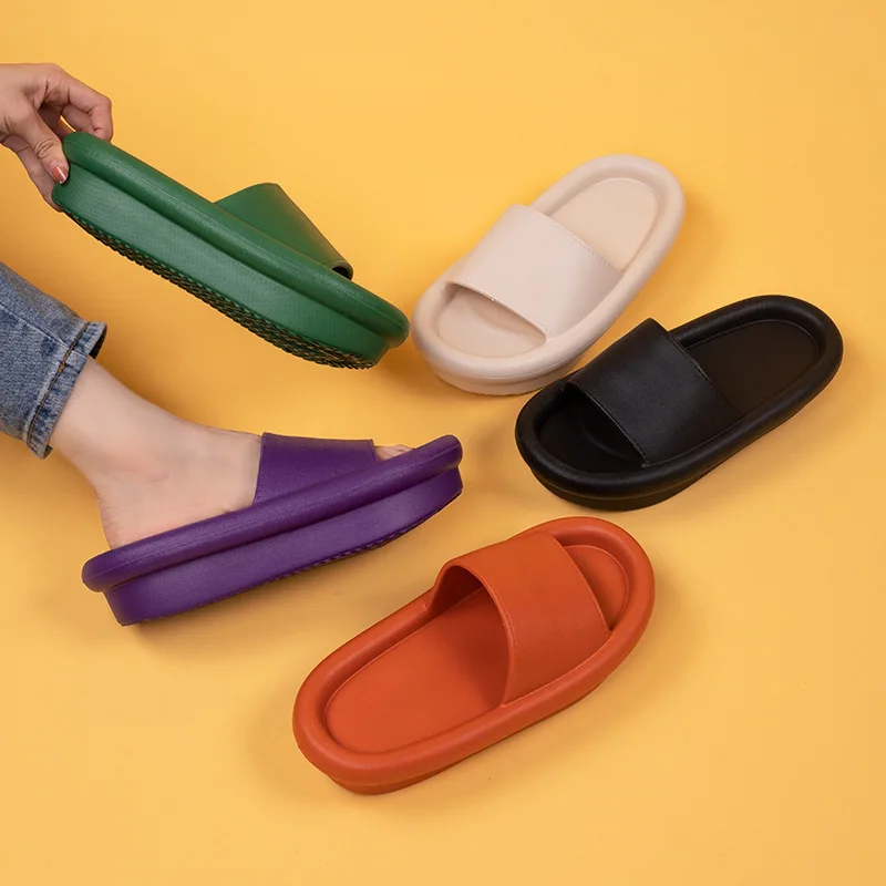 2021 summer new hovercraft EVA flip-flops slippers creative candy color thick soled sandals trend home slippers women, Customized color 
2021 summer new hovercraft EVA flip-flops slippers creative candy color thick soled sandals trend home slippers women, Customized color