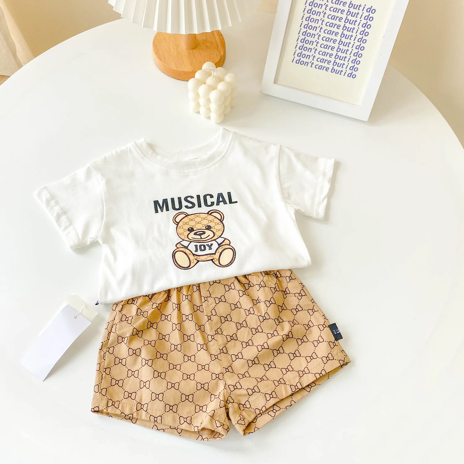 Baby Boys T Shirt Letters MUSICAL JOY Bear Cartoon Cute White Short Sleeve Cotton Infant Toddler Shirt Summer Outfit Clothing
Baby Boys T Shirt Letters MUSICAL JOY Bear Cartoon Cute White Short Sleeve Cotton Infant Toddler Shirt Summer Outfit Clothing
