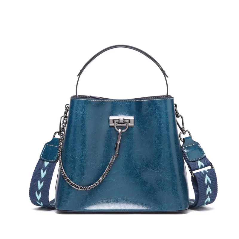 korean fashion ladies leather tote handbag 2021 high quality designer genuine leather women handbags
korean fashion ladies leather tote handbag 2021 high quality designer genuine leather women handbags