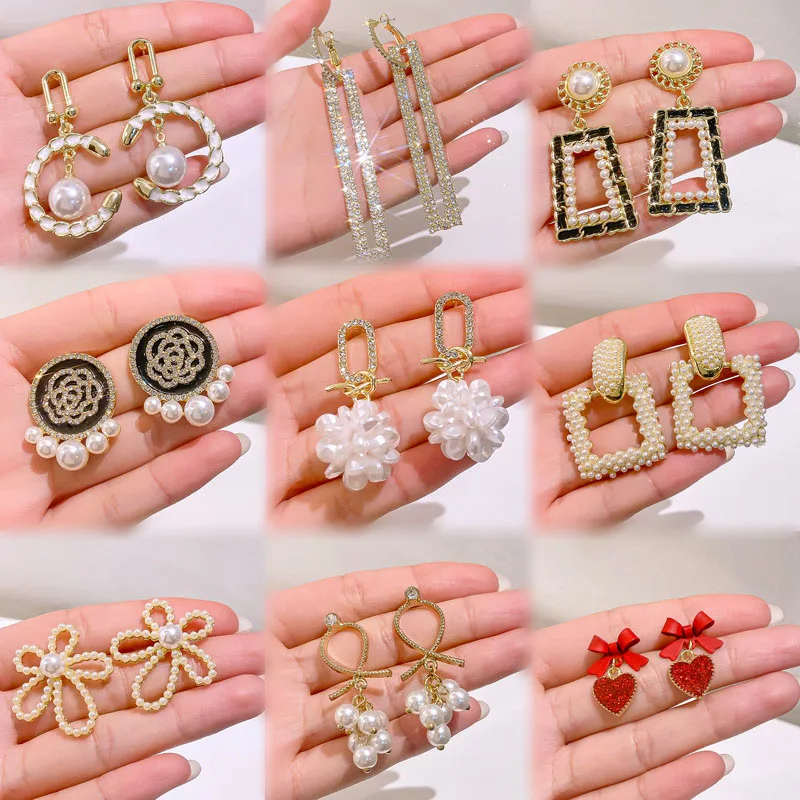 Korean Style Fashion Pearl Camellia Earrings For Women Girls Crystal Pendant Jewelry Lady Trendy Drop Earring Jewelry
Korean Style Fashion Pearl Camellia Earrings For Women Girls Crystal Pendant Jewelry Lady Trendy Drop Earring Jewelry
