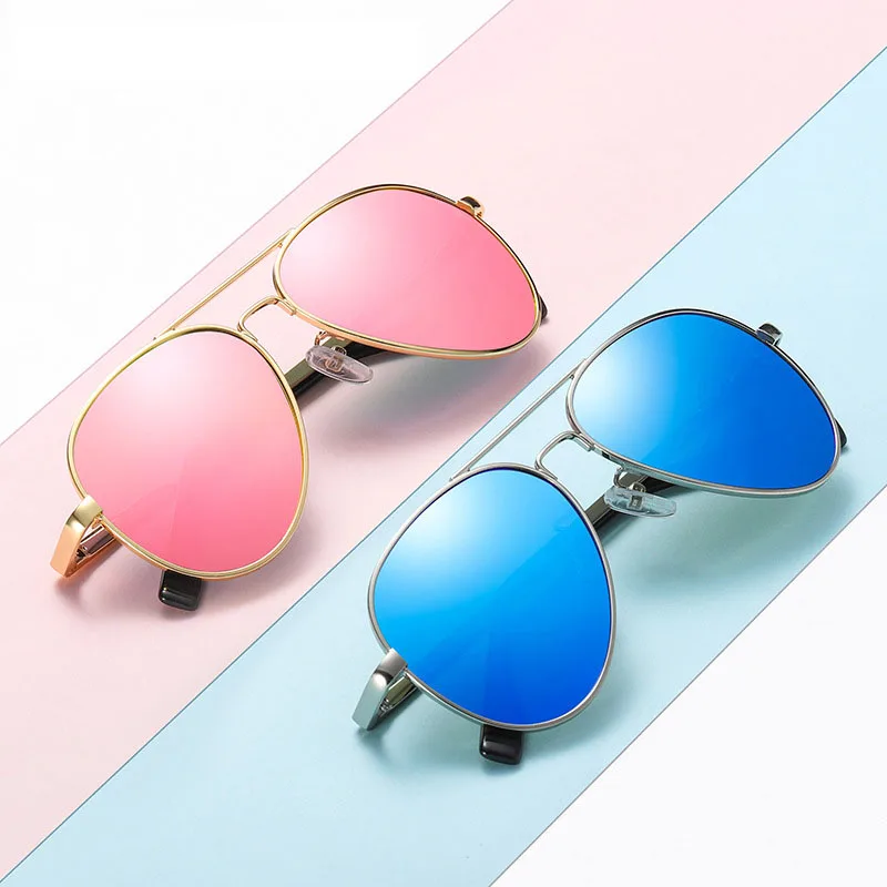 2019 Hot Selling Children Fashion Oversized kid Mirrored Classic Aviation Black Shade Polarized Sun Glasses Sunglasses 2020, Custom colors
2019 Hot Selling Children Fashion Oversized kid Mirrored Classic Aviation Black Shade Polarized Sun Glasses Sunglasses 2020, Custom colors