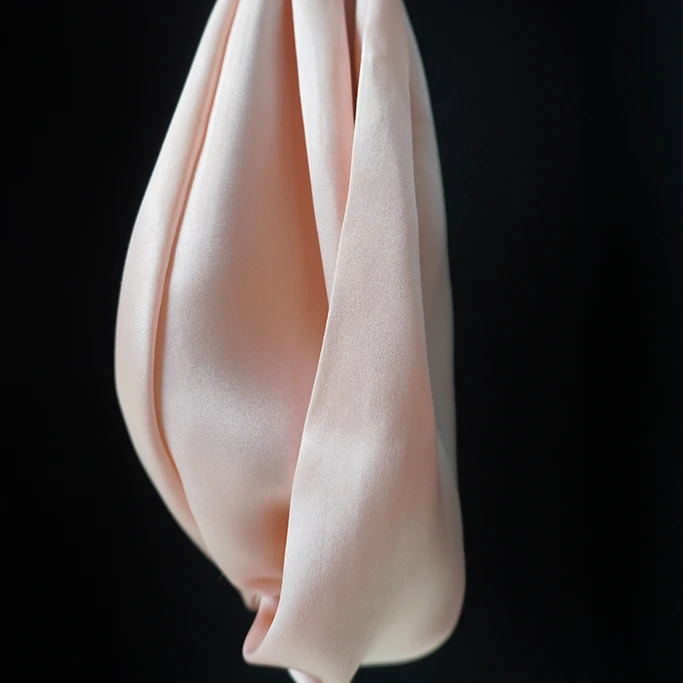 Wholesale 100% mulberri satin silk bow pyjama tie bow headband for women, 13 options
Wholesale 100% mulberri satin silk bow pyjama tie bow headband for women, 13 options