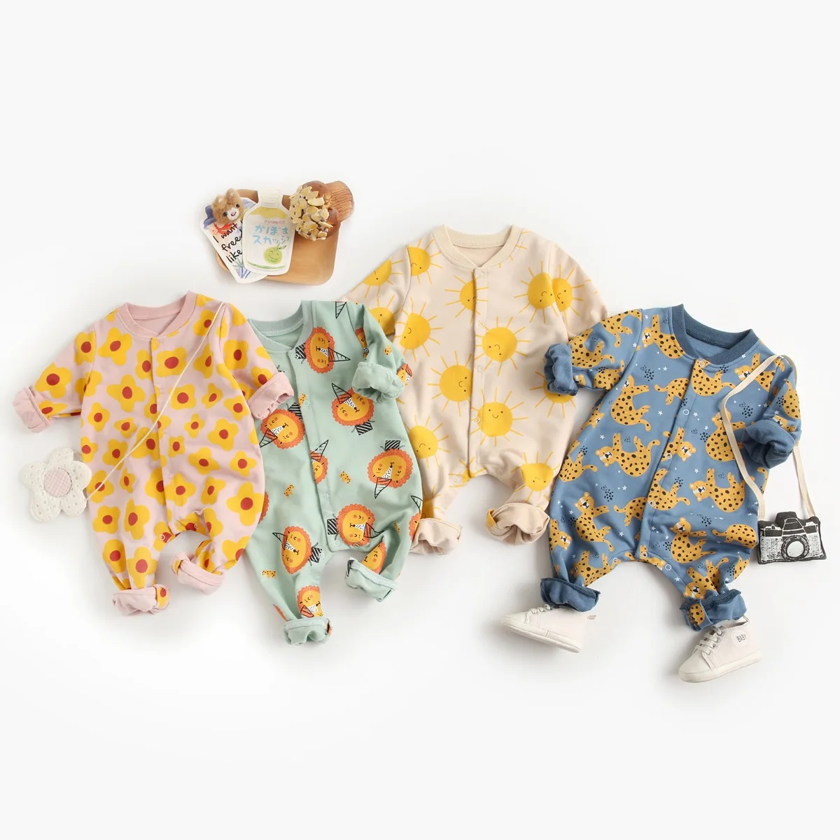 Autumn 2020 Spring cotton long sleeve cartoon flower sun button animal cute kids baby romper for wholesale
Autumn 2020 Spring cotton long sleeve cartoon flower sun button animal cute kids baby romper for wholesale