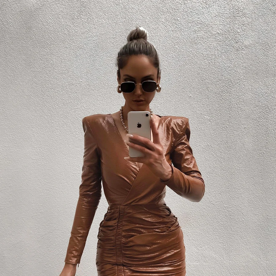 Kliou K20D10005 2021 New Arrivals Autumn PU Leather Long Sleeve Patchwork Pleated Stylish Sexy Dress Women Casual Dresses
Kliou K20D10005 2021 New Arrivals Autumn PU Leather Long Sleeve Patchwork Pleated Stylish Sexy Dress Women Casual Dresses