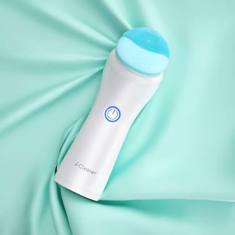 F62Y Smart Sonic Silicone Effectively Cleans Pores Electric Brush Facial Cleansing Brush
F62Y Smart Sonic Silicone Effectively Cleans Pores Electric Brush Facial Cleansing Brush