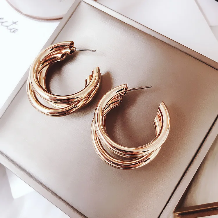 Newest 925 Silver Needle Metal Geometric Chunky Hoop Earrings Triple Layers Arch Earrings For Women, Gold color
Newest 925 Silver Needle Metal Geometric Chunky Hoop Earrings Triple Layers Arch Earrings For Women, Gold color