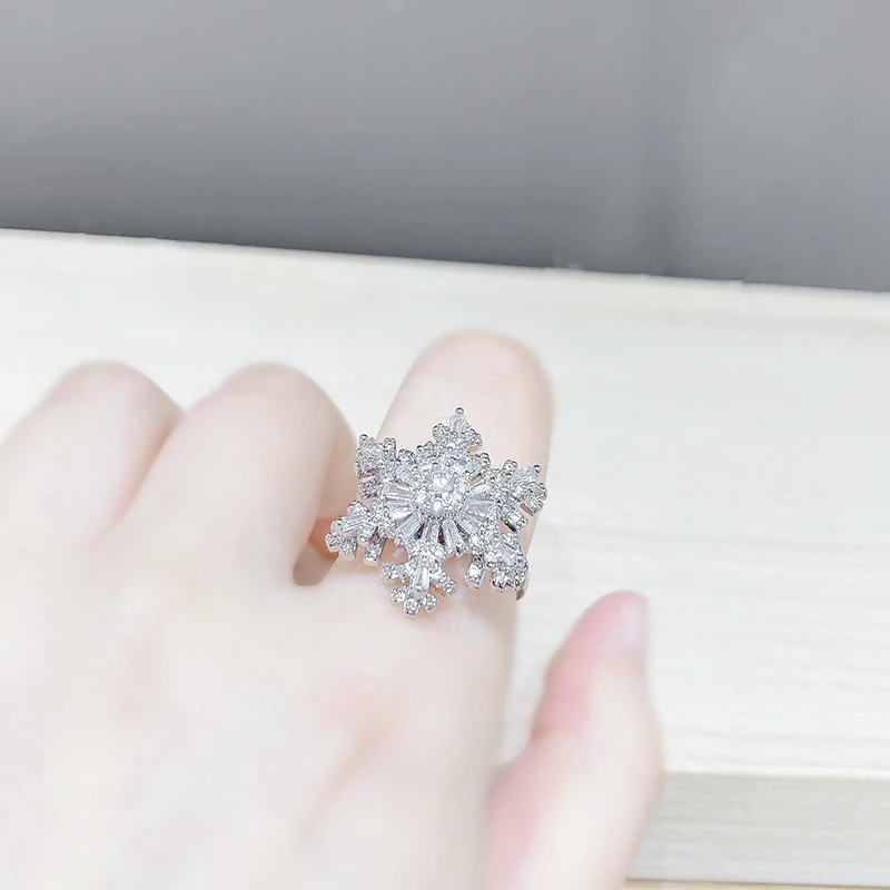 JZ10164 Fashion trendy white gold plated women jewelry rotating snowflake adjustable spinner ring
JZ10164 Fashion trendy white gold plated women jewelry rotating snowflake adjustable spinner ring