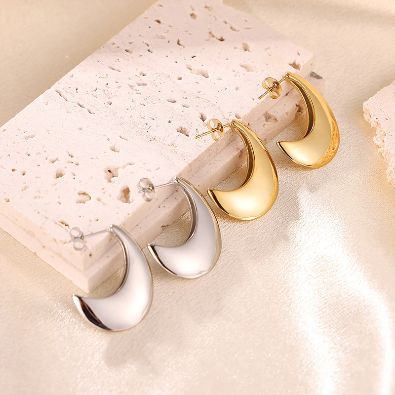 New Arrivals European and American Luxury Fashion Moon Earring Jewelry Women Stainless Steel 18K C shape Earrings Jewels
New Arrivals European and American Luxury Fashion Moon Earring Jewelry Women Stainless Steel 18K C shape Earrings Jewels