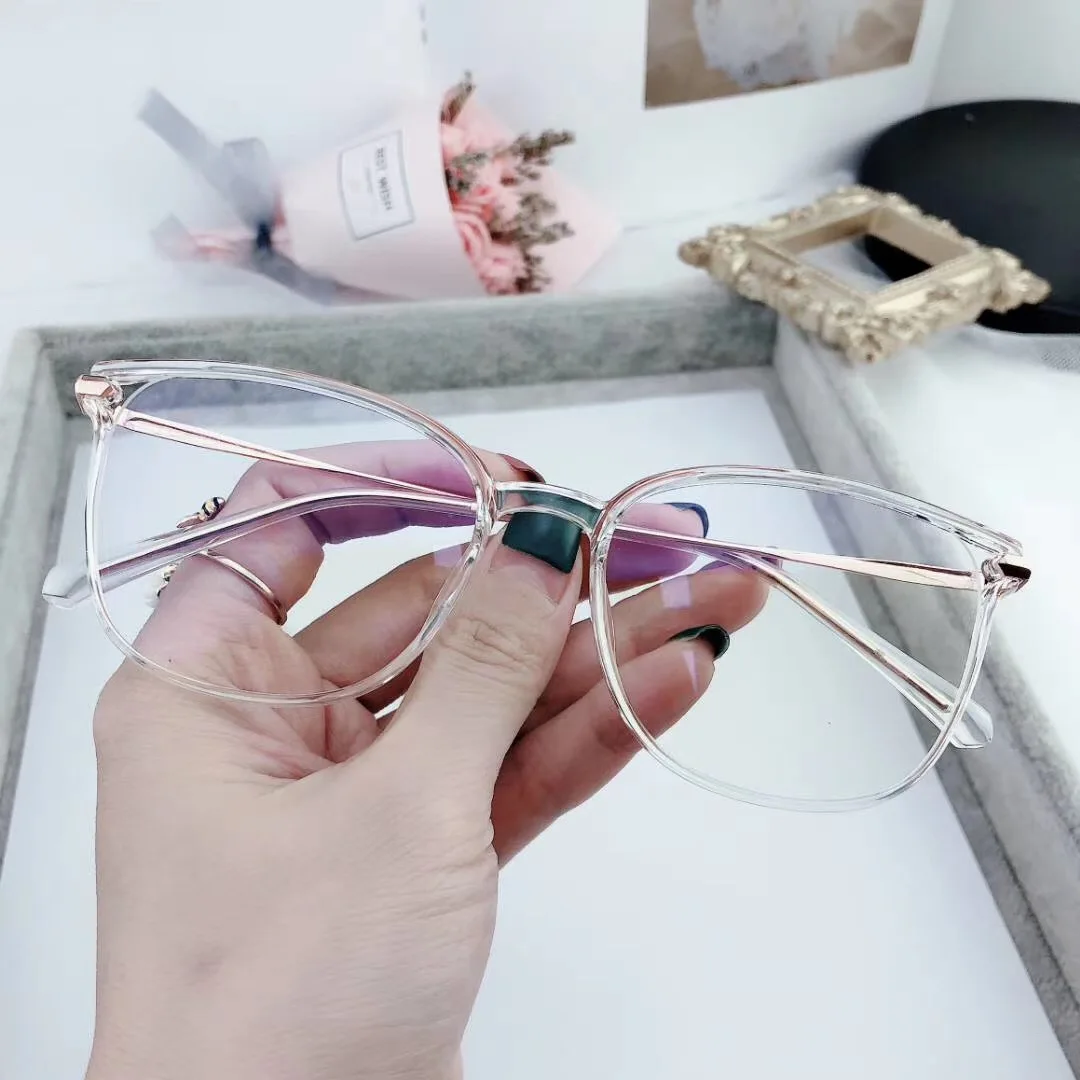 2020 Popular Hot Sale Bolon TR90 Optical Frame Ultra Light Lightweight Glasses Blue Light Proof Glasses In Stock For Wholesale, 8 colors
2020 Popular Hot Sale Bolon TR90 Optical Frame Ultra Light Lightweight Glasses Blue Light Proof Glasses In Stock For Wholesale, 8 colors