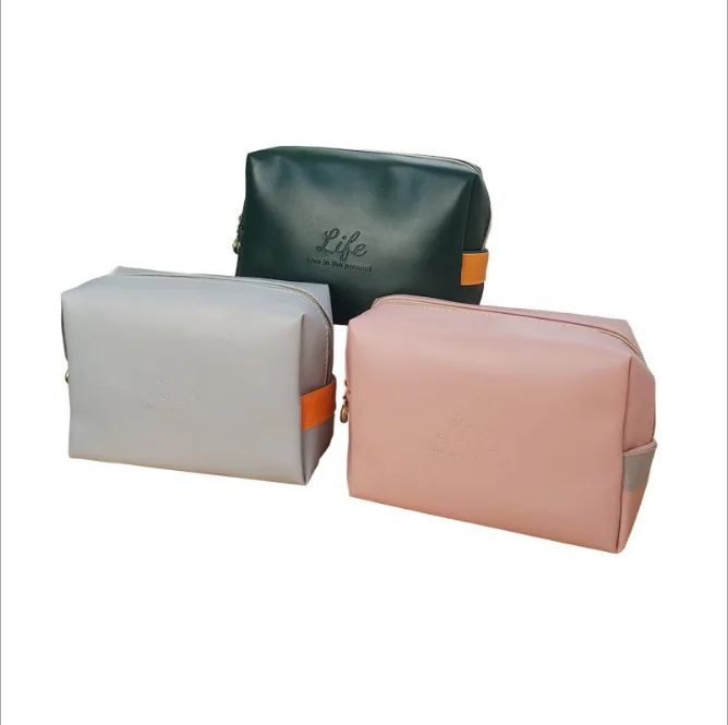 makeup travel cosmetic bag PU leather waterproof cosmetic bag women's large capacity portable travel cosmetic storage bag
makeup travel cosmetic bag PU leather waterproof cosmetic bag women's large capacity portable travel cosmetic storage bag