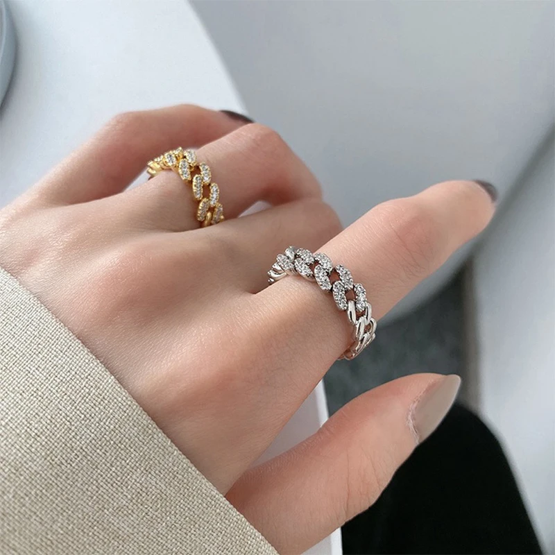 Vintage Geometric Elegant Micro-Inlaid Zircon Simple Metal Link Chain Temperament Ring For Woemn Party Daily Jewelry
Vintage Geometric Elegant Micro-Inlaid Zircon Simple Metal Link Chain Temperament Ring For Woemn Party Daily Jewelry