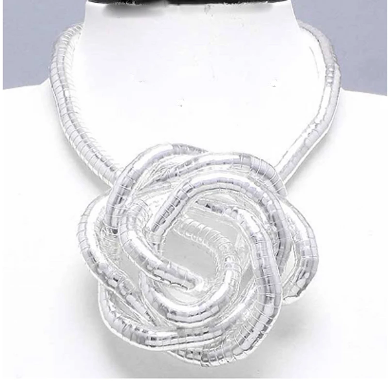 gold/silver/black 5mm hot sell bendable snake necklace flexible necklace punk style statement accessories bendable necklace
gold/silver/black 5mm hot sell bendable snake necklace flexible necklace punk style statement accessories bendable necklace