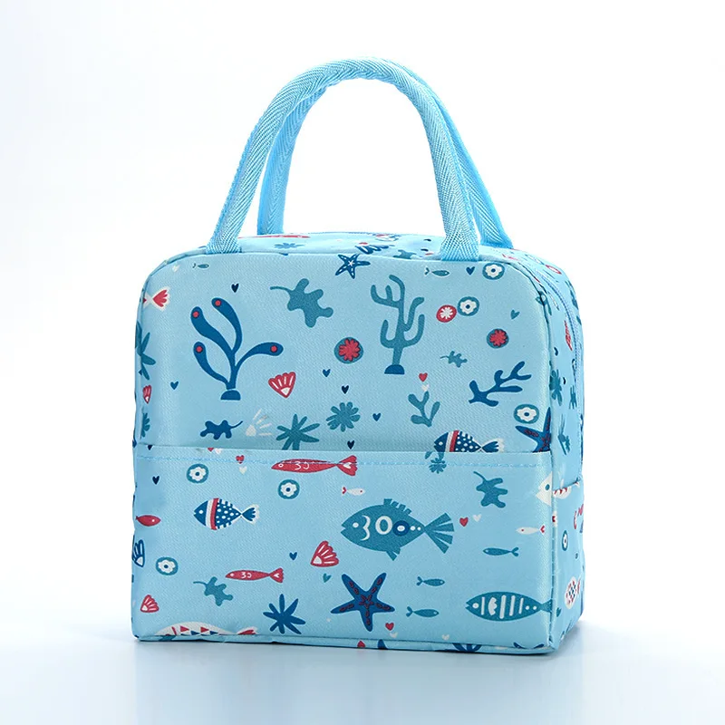 2021 New Design Cute Carton Light Blue Custom Printed Lunch Cooler Bag with Soft Handle
2021 New Design Cute Carton Light Blue Custom Printed Lunch Cooler Bag with Soft Handle