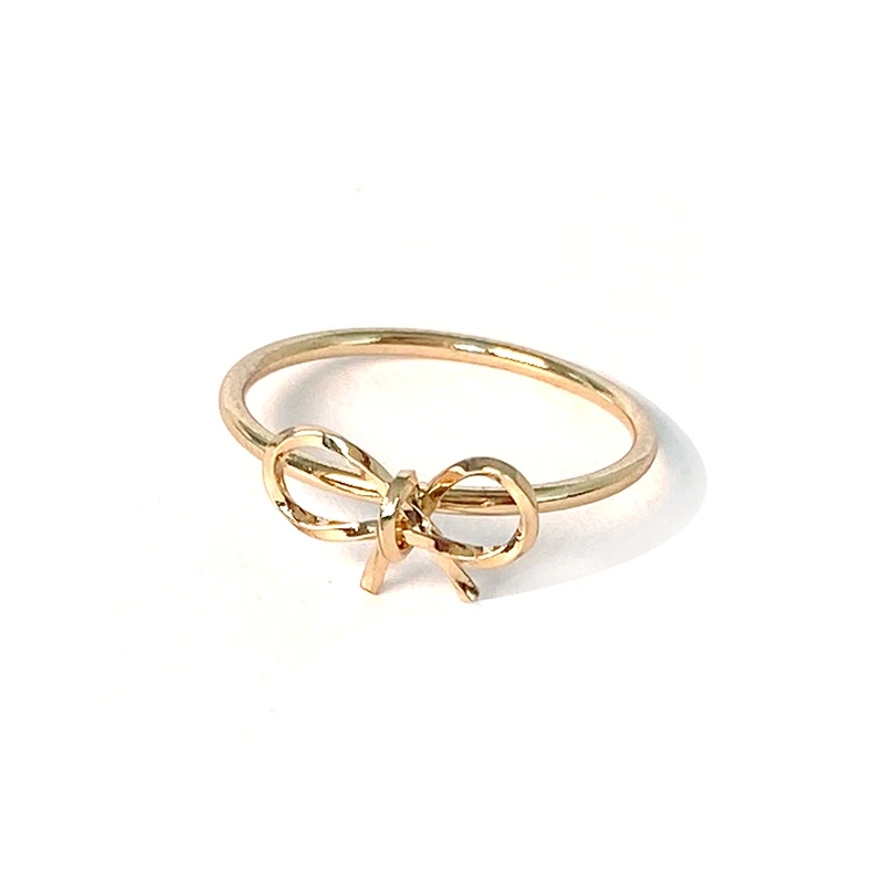 Minimalist Bowknot Hollow Ring Bow Ring Valentine's Day Gift Jewelry Fashion female hand decoration, 16k reddish gold
Minimalist Bowknot Hollow Ring Bow Ring Valentine's Day Gift Jewelry Fashion female hand decoration, 16k reddish gold