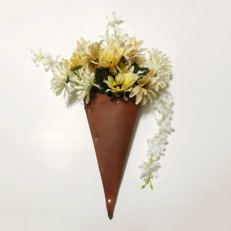 Hot Selling Wall-mounted Plant Holder Leather Wall Vase Waterproof Hanging Plants, Customized color
Hot Selling Wall-mounted Plant Holder Leather Wall Vase Waterproof Hanging Plants, Customized color