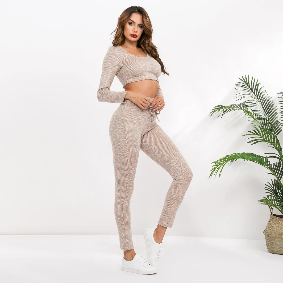 Hot Style Amazon Sports Yoga Suit Camouflage Contrast Color Slimming Long Sleeve and Pants Yoga Sets for Women, Customized colors
Hot Style Amazon Sports Yoga Suit Camouflage Contrast Color Slimming Long Sleeve and Pants Yoga Sets for Women, Customized colors