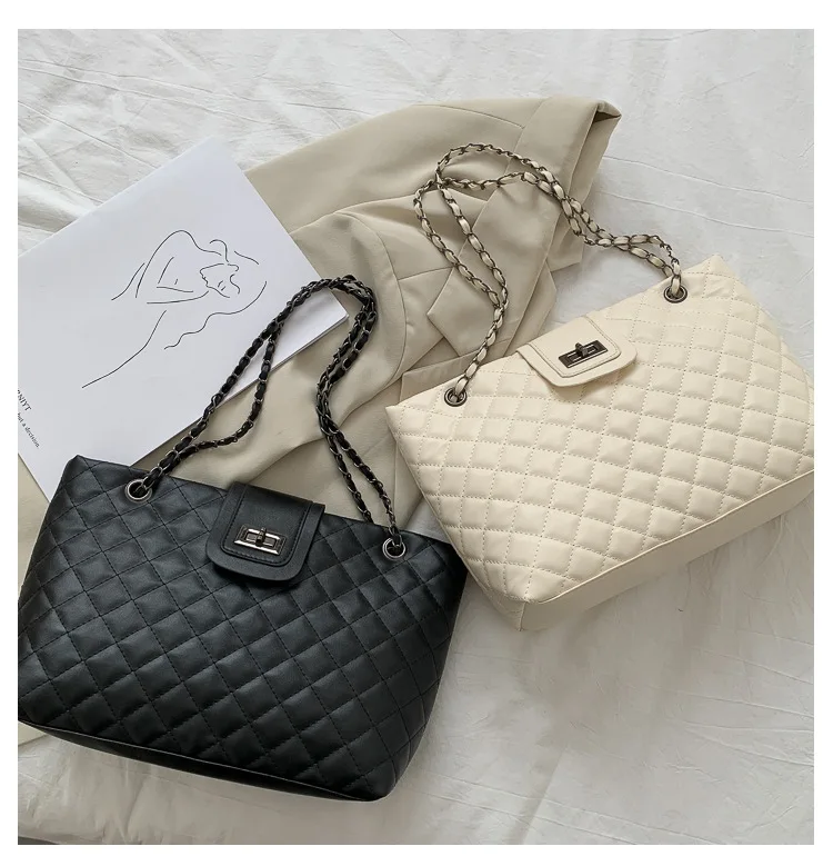 Personality 2021 Tote Bag With Large Volume In Pattern Leather Popular Fashion Ladies Elegant Female Handbag
Personality 2021 Tote Bag With Large Volume In Pattern Leather Popular Fashion Ladies Elegant Female Handbag