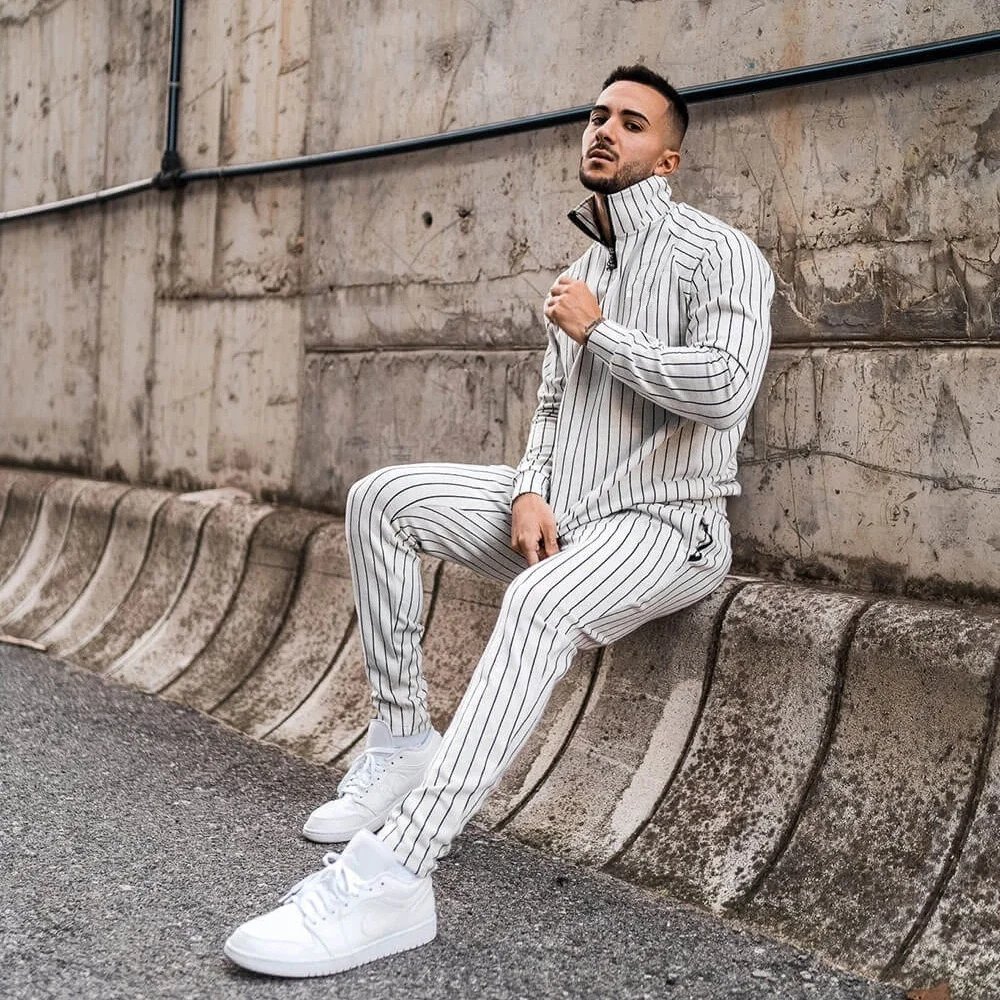 Gulidd Wholesale custom men jump suit private label tracksuits apparel skincare sports set
Gulidd Wholesale custom men jump suit private label tracksuits apparel skincare sports set