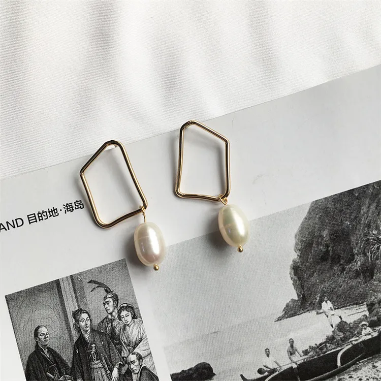 Luxury 925 Sterling Silver Geometric Square Freshwater Pearl Drop Earrings, As picture
Luxury 925 Sterling Silver Geometric Square Freshwater Pearl Drop Earrings, As picture