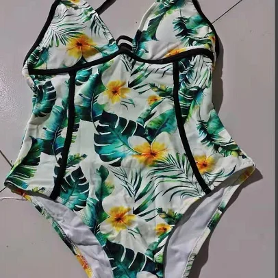 2021 new style sexy mesh lace embroidered cardigan beach blouse, sun protection shirt outside the seaside vacation swimsuit, Picture
2021 new style sexy mesh lace embroidered cardigan beach blouse, sun protection shirt outside the seaside vacation swimsuit, Picture