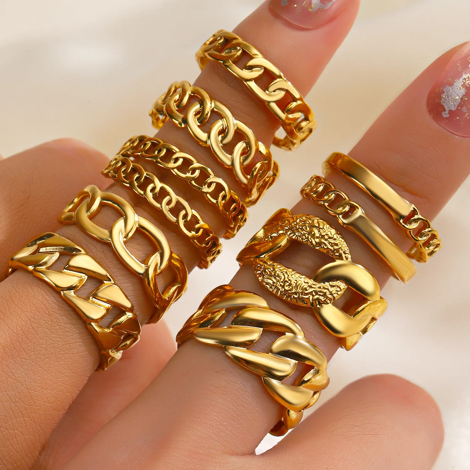 Wholesale 18K Gold Plated Cuban Chain Adjustable Ring Tarnish Free Stainless Steel Link Chain Design Rings Women
Wholesale 18K Gold Plated Cuban Chain Adjustable Ring Tarnish Free Stainless Steel Link Chain Design Rings Women