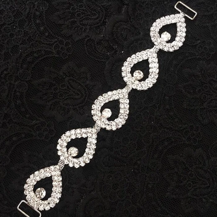 Simple heart round rhinestone chain for beachwear bikini garment accessories decoration
Simple heart round rhinestone chain for beachwear bikini garment accessories decoration