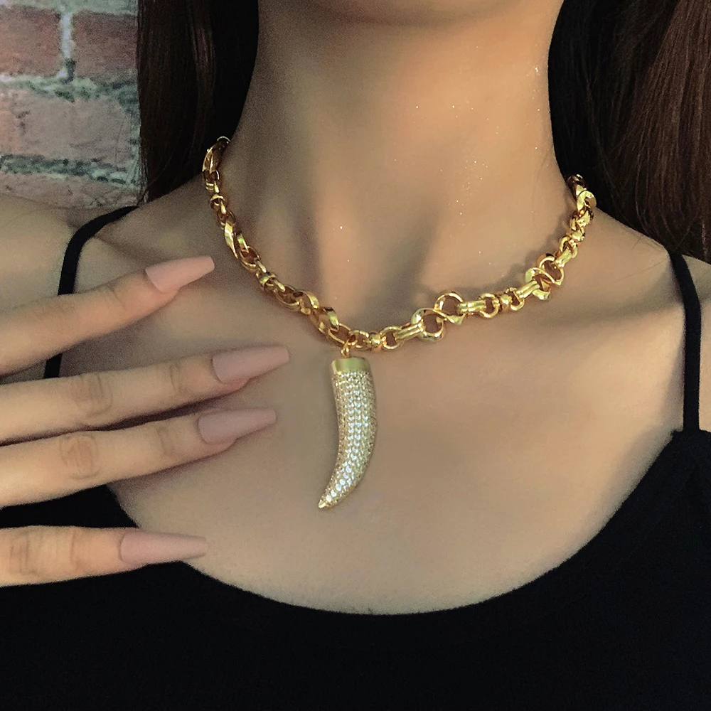 Fashion Gold Chain Tooth Ivory Shape 18k Gold Plated Diamond Pendant Men Hip Hop Necklace, White
Fashion Gold Chain Tooth Ivory Shape 18k Gold Plated Diamond Pendant Men Hip Hop Necklace, White