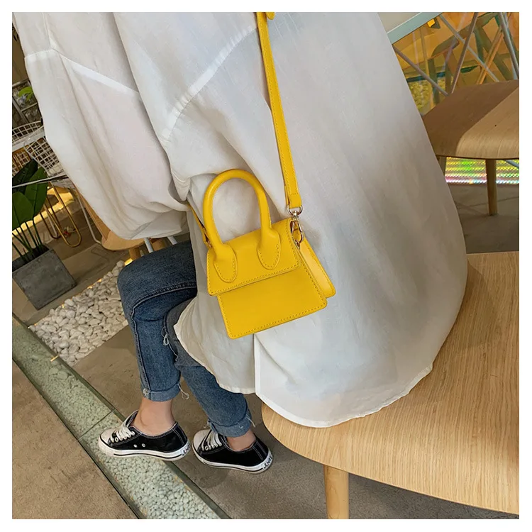 New product ideas 2021 Luxury Design Summer Purse Cheap Small Handbags Brand Purse for Girls&Mommy
New product ideas 2021 Luxury Design Summer Purse Cheap Small Handbags Brand Purse for Girls&Mommy