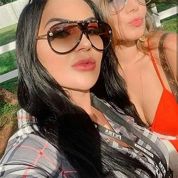 Kenbo Eyewear 2021 One Piece Classic Sunglasses Trendy Oversize Designer Sunglasses Unisex
Kenbo Eyewear 2021 One Piece Classic Sunglasses Trendy Oversize Designer Sunglasses Unisex
