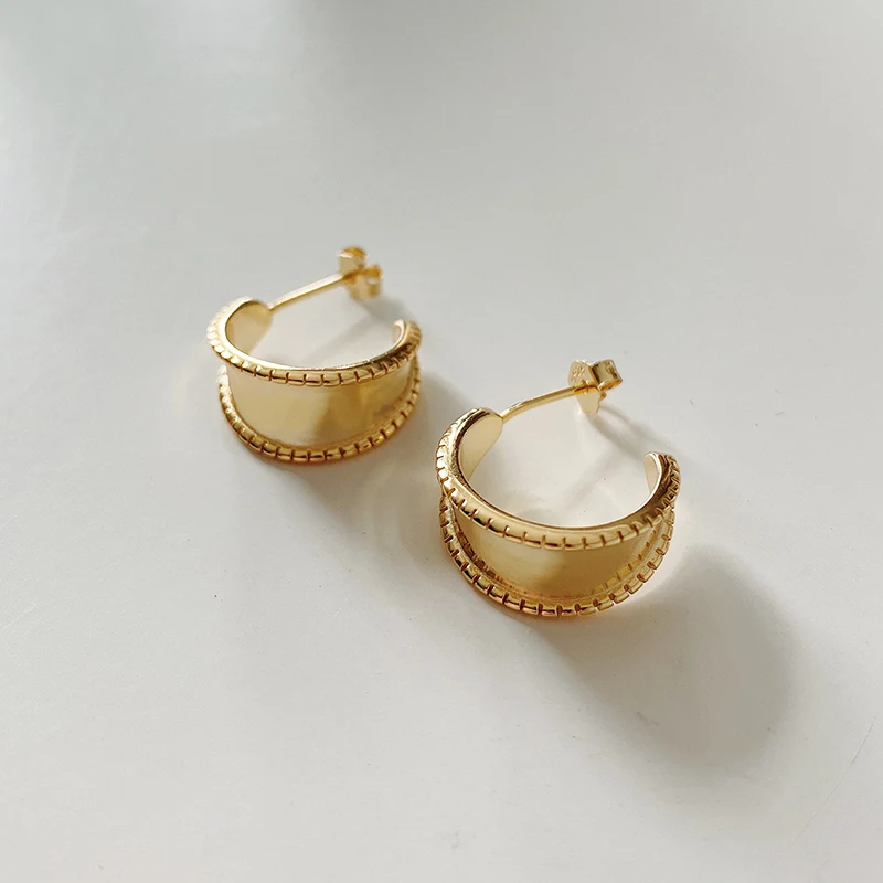 C Shape Curled Wide Hoop Earrings Zigzag Geometric Earrings for Women 925 Sterling Silver Minimalist Earrings, Gold
C Shape Curled Wide Hoop Earrings Zigzag Geometric Earrings for Women 925 Sterling Silver Minimalist Earrings, Gold