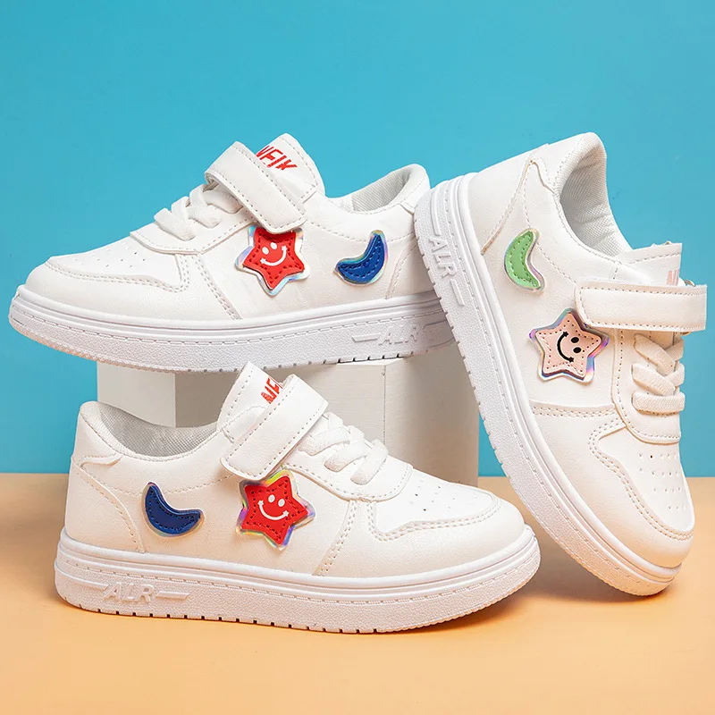 Kids's Soft Sole Versatile Sports Shoes Boys' Girls' Casual Performance White Spring New Single Shoe Leather Trend
Kids's Soft Sole Versatile Sports Shoes Boys' Girls' Casual Performance White Spring New Single Shoe Leather Trend